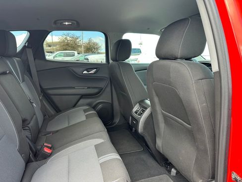 Certified 2025 Chevrolet Blazer LT AWD/4WD image 17