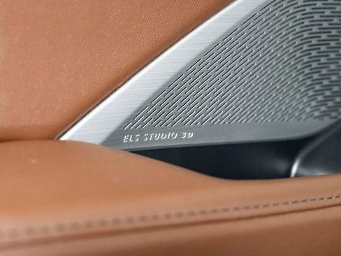 Used 2023 Acura MDX SH-AWD w/ Advance Package image 8