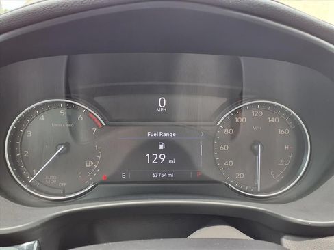 Used 2022 Cadillac XT4 Premium Luxury w/ Enhanced Visibility Package FWD image 29