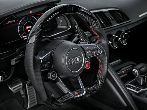 Used 2017 Audi R8 V10 image 27