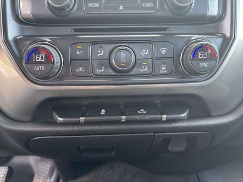 Certified 2018 Chevrolet Silverado 1500 LT w/ All Star Edition AWD/4WD image 16