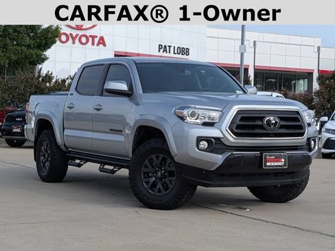 Used 2023 Toyota Tacoma SR5 RWD image 2