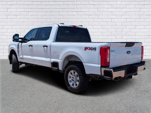 Used 2024 Ford F250 XLT w/ FX4 Off-Road Package AWD/4WD image 3