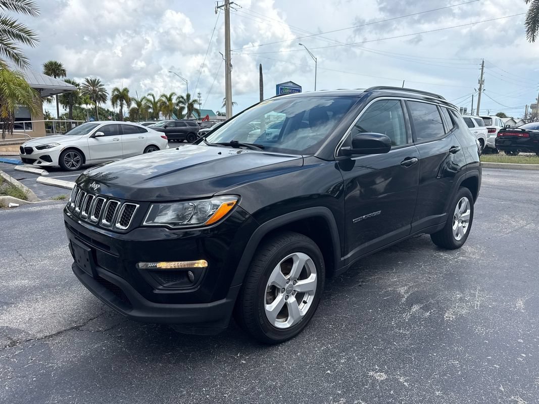 Used 2020 Jeep Compass Latitude AWD/4WD image 1