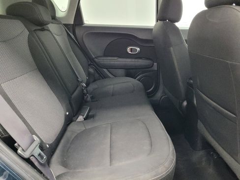 Used 2018 Kia Soul + FWD image 19