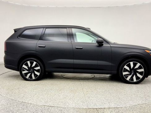 Used 2025 Volvo EX90 Ultra image 4