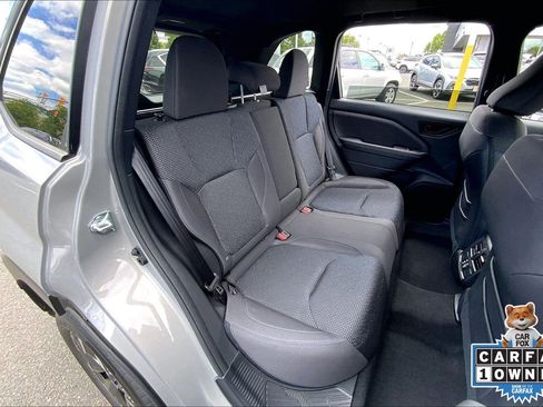 Certified 2025 Subaru Forester Premium AWD/4WD image 20