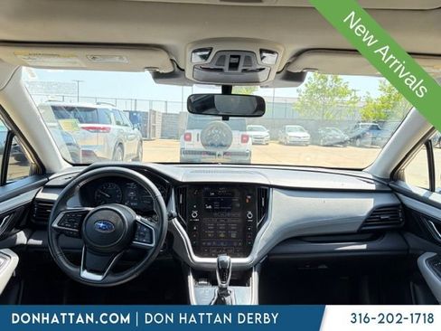 Used 2025 Subaru Outback Premium AWD/4WD image 5