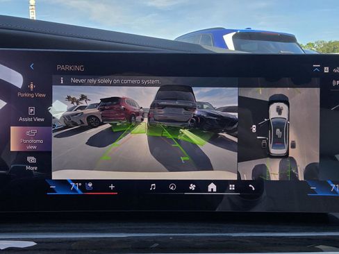 New 2026 BMW 750e xDrive AWD/4WD image 23