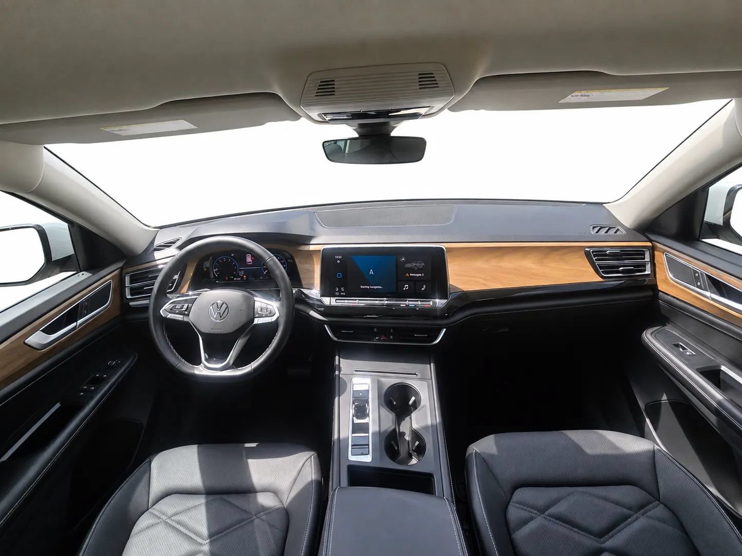 Used 2026 Volkswagen Atlas SE FWD image 12