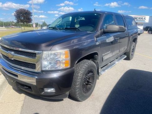 Used 2010 Chevrolet Silverado 1500 LT AWD/4WD image 1