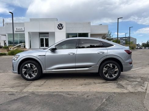 Used 2023 Audi e-tron Premium Plus w/ Premium Plus Package AWD/4WD image 2