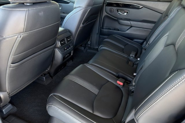 Certified 2025 Honda Pilot EX-L image 14