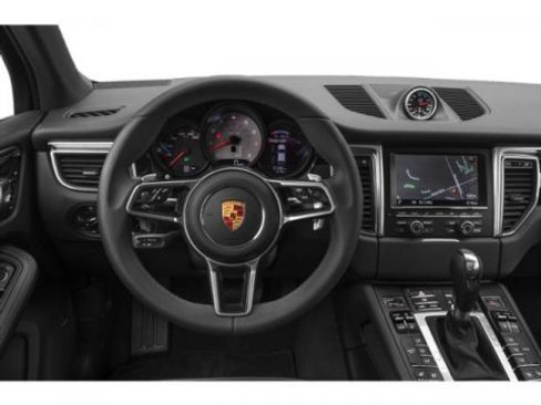 Used 2015 Porsche Macan S image 7
