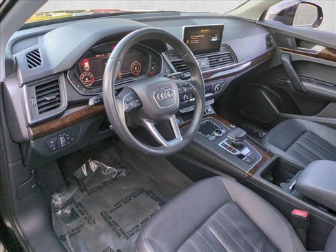 Used 2019 Audi Q5 2.0T Premium Plus w/ Premium Plus Package image 9