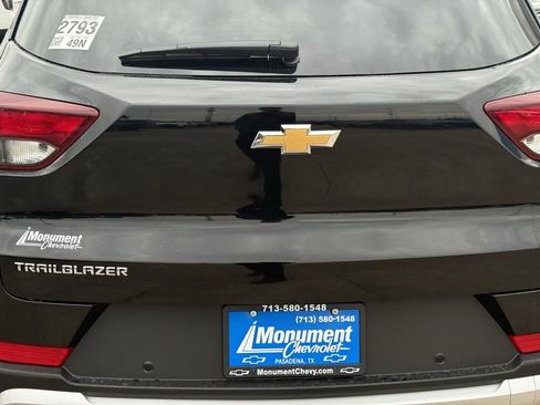 New 2026 Chevrolet TrailBlazer LT w/ Convenience Package image 13