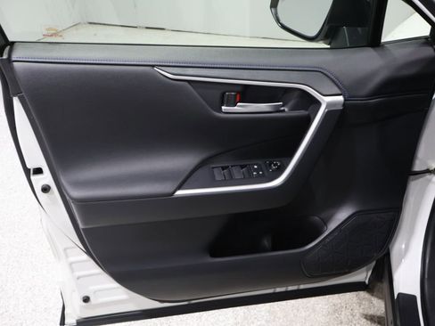 Used 2021 Toyota RAV4 XSE image 13