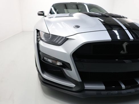 Used 2020 Ford Mustang Shelby GT500 w/ Carbon Fiber Track Pack RWD image 62