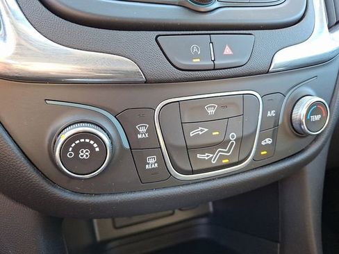 Used 2023 Chevrolet Equinox LT w/ LPO, Floor Liner Package image 18