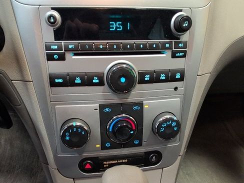 Used 2012 Chevrolet Malibu LS image 18