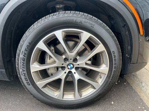 Used 2024 BMW X5 xDrive40i w/ Premium Package image 8