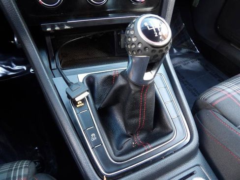 Used 2015 Volkswagen GTI S image 15