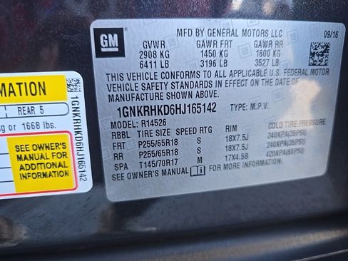 Used 2017 Chevrolet Traverse LT image 13