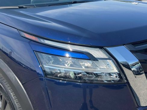 Used 2022 Nissan Pathfinder S AWD/4WD image 9