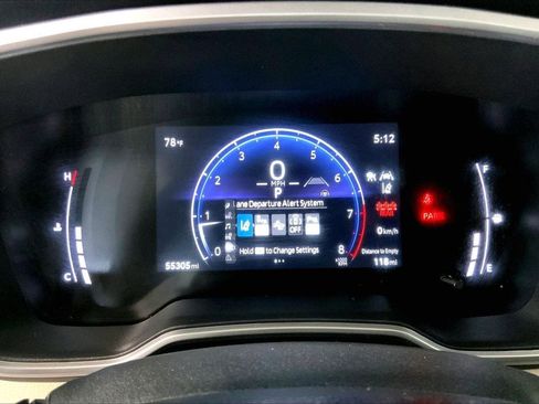 Used 2023 Toyota Corolla Cross XLE w/ Convenience Package FWD image 23