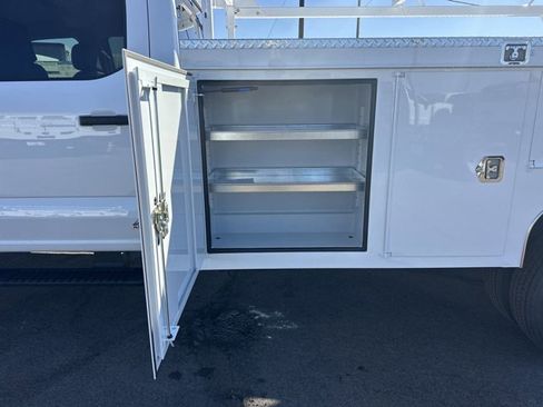 New 2025 Ford F550 4x4 Crew Cab Super Duty image 13