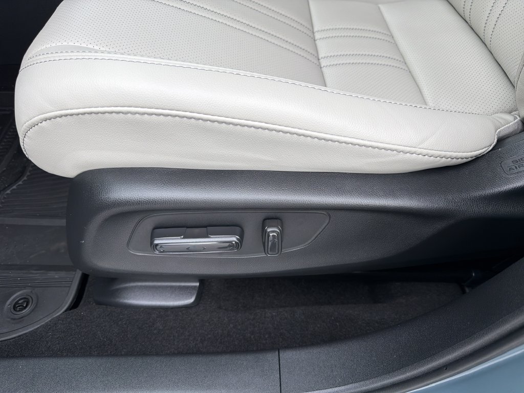 Used 2027 Honda HR-V EX-L image 20