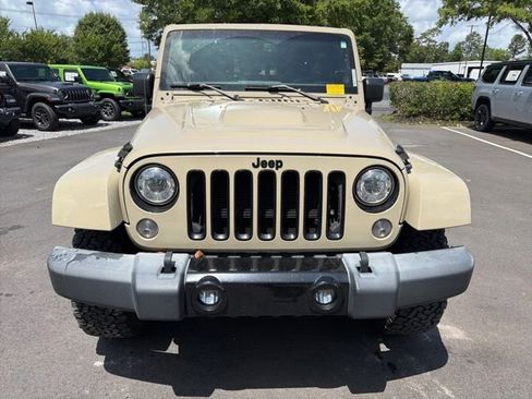 Used 2018 Jeep Wrangler Unlimited Sahara AWD/4WD image 7