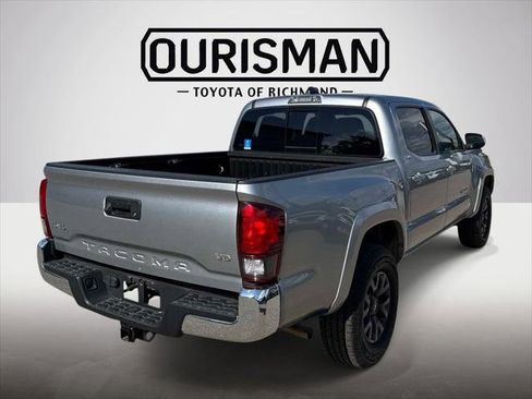 Certified 2023 Toyota Tacoma SR5 AWD/4WD image 7