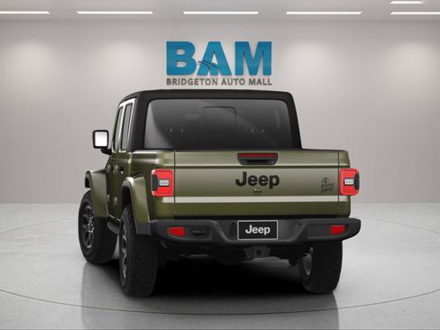 New 2025 Jeep Gladiator Willys image 9