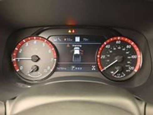 Used 2022 Nissan Frontier PRO-4X w/ Pro-4X Premium Package AWD/4WD image 43