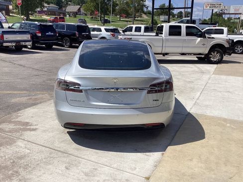 Used 2018 Tesla Model S 75D AWD/4WD image 5