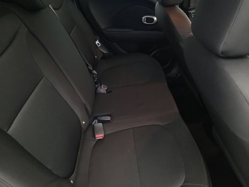 Used 2016 Kia Soul image 19