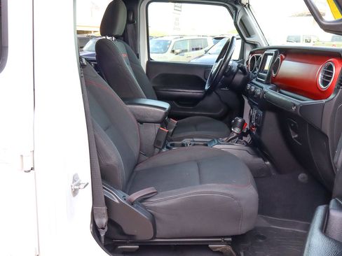 Used 2020 Jeep Gladiator Rubicon image 28