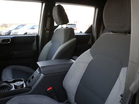 Used 2025 Ford Bronco Big Bend image 20