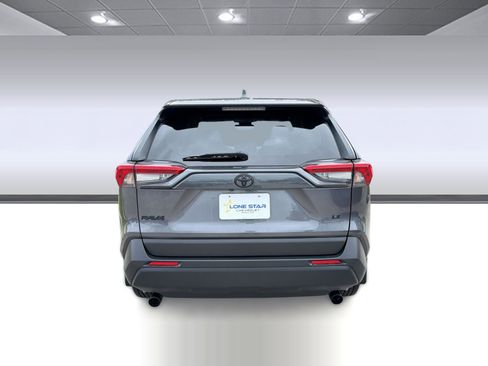 Used 2023 Toyota RAV4 LE FWD image 10