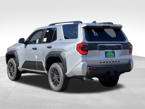 New 2026 Toyota 4Runner SR5 image 3