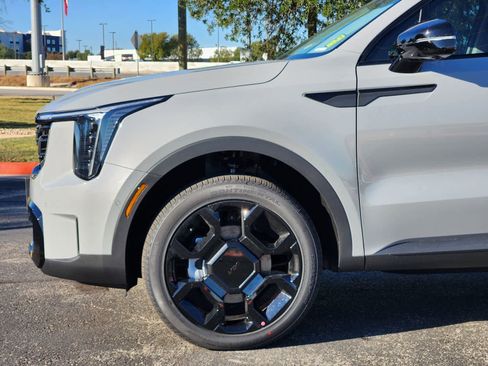 New 2026 Kia Sorento SX image 8