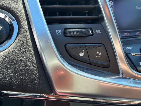 Used 2016 Chevrolet SS RWD image 12