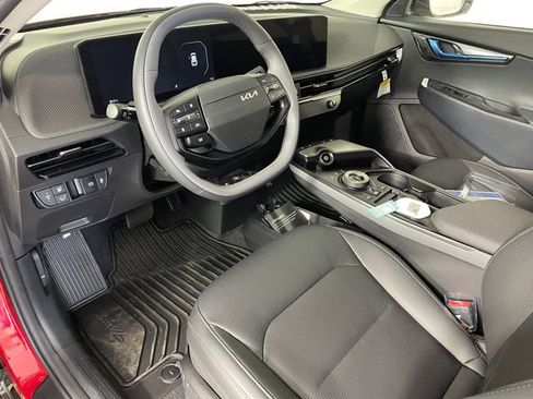 New 2025 Kia EV6 Wind image 2