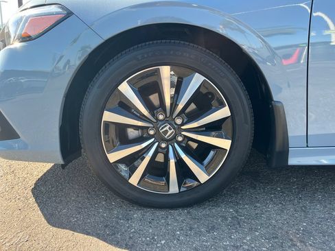 Certified 2023 Honda Civic EX image 28