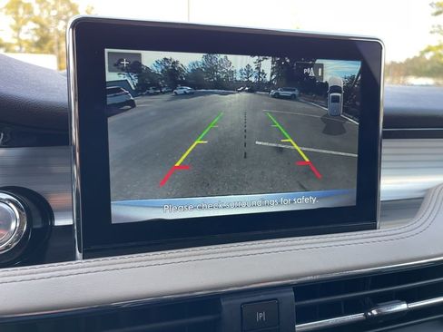 Used 2022 Lincoln Corsair AWD w/ Premium Package image 11