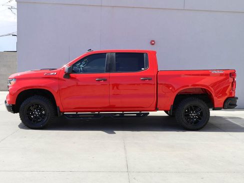 Used 2023 Chevrolet Silverado 1500 Custom Trail Boss w/ LPO, Dark Essentials Package AWD/4WD image 2