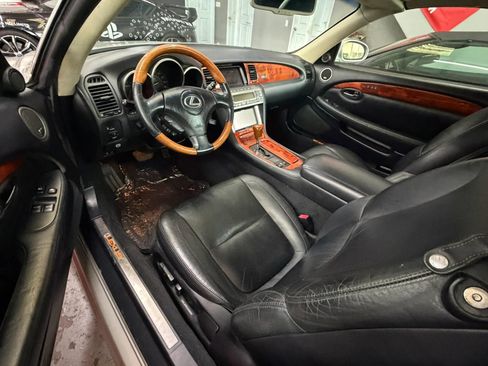 Used 2002 Lexus SC 430 Convertible RWD image 14