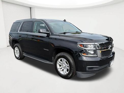 Used 2017 Chevrolet Tahoe LS AWD/4WD image 3