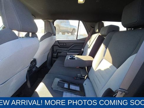 Used 2025 Toyota 4Runner TRD Off-Road image 13